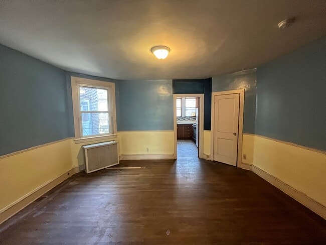 Photo - 1305 Devereaux Ave House