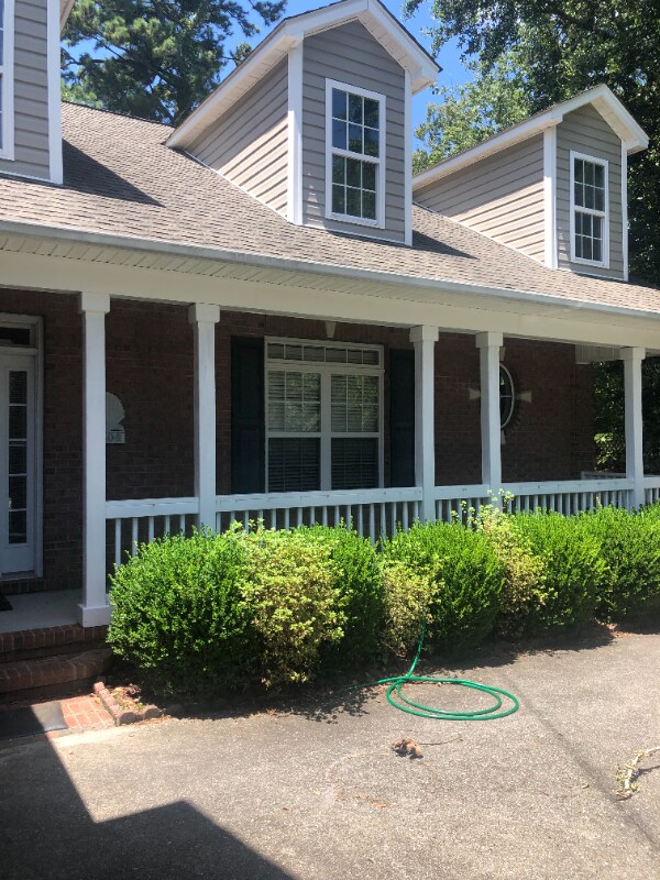 Foto del edificio - 5604 Warrendale Ct S