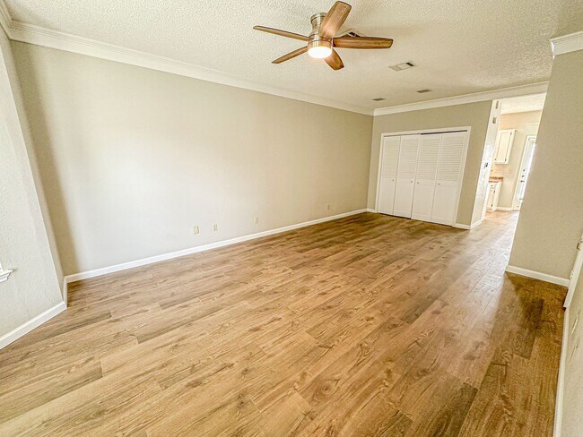 Foto del edificio - 2 Bedroom, 2.5 Bathroom Boardwalk Condo Near Baylor!