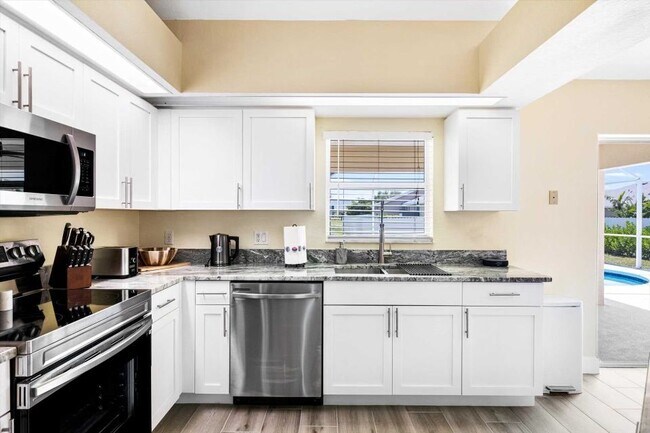 Foto del edificio - 2122 SW 25th St