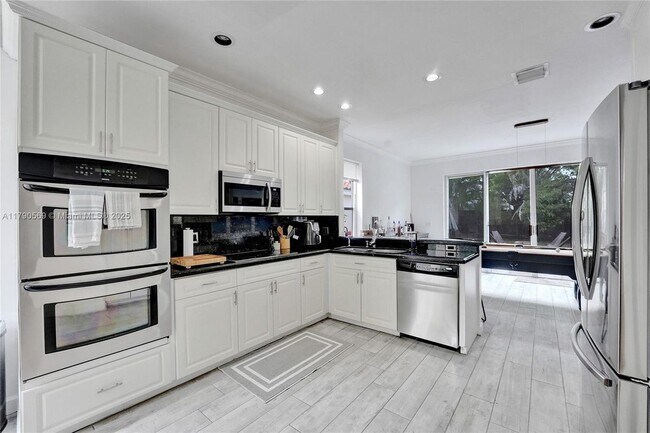 Building Photo - 2508 Cardaman Ave