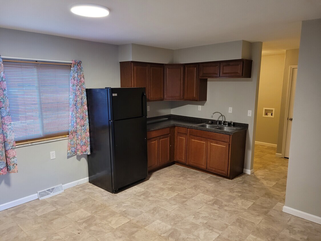 Foto principal - 3214 Kilarney Dr