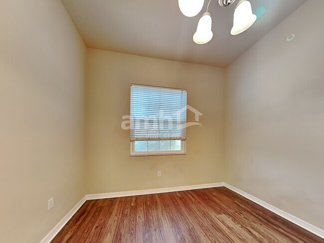 Foto del edificio - 4131 Balington Dr