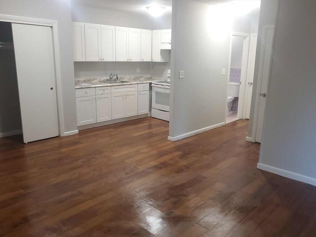 Foto principal - 760 Cummins Hwy