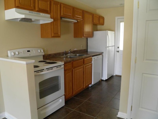 Building Photo - 230 Lanier Dr