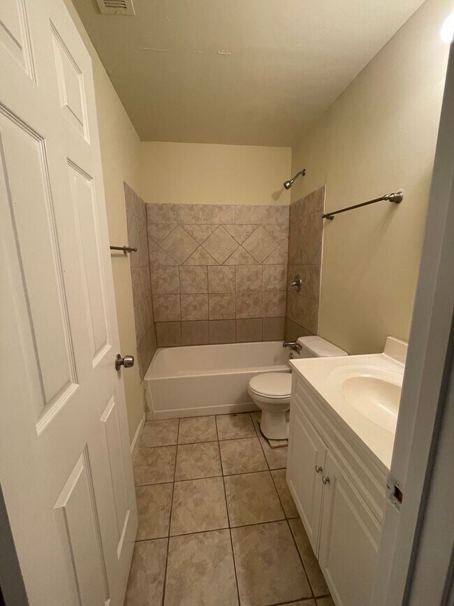 Foto del edificio - 5963 Peco Ln