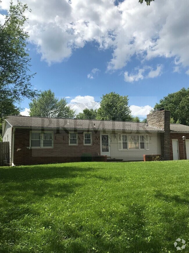 Building Photo - 2612 Baker Rd