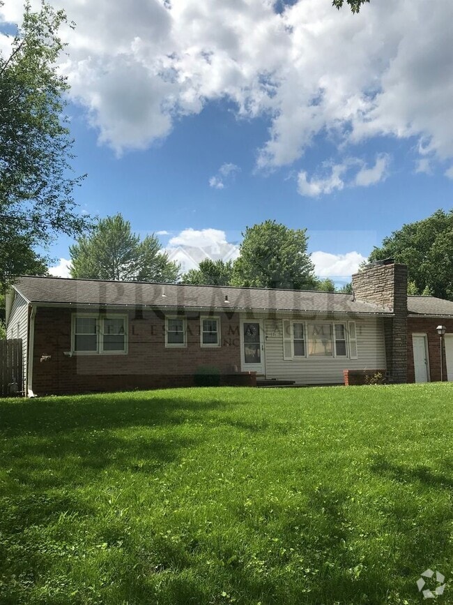 Building Photo - 2612 Baker Rd