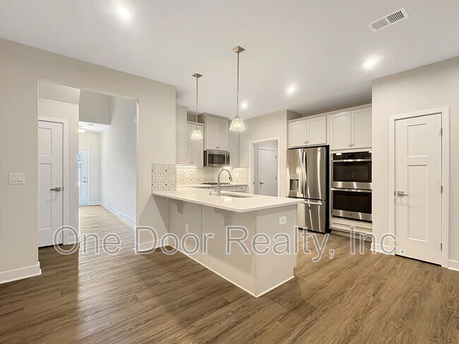 Building Photo - 105 Ironsmith Wy