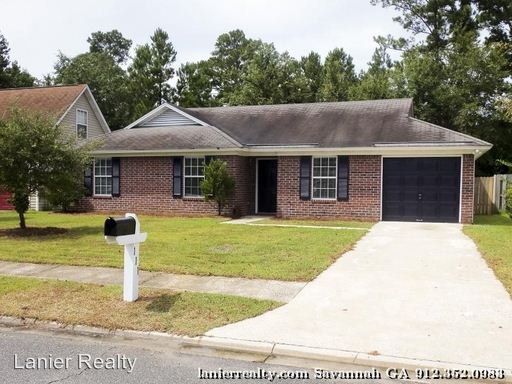 Primary Photo - 111 Finn Cir