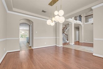 Building Photo - 5307 Riverstone Crossing Dr