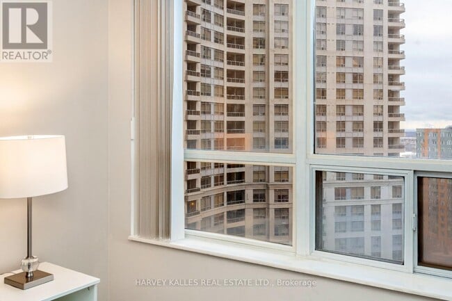 Building Photo - 3888 Duke of York Blvd