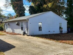 Building Photo - 1133 Modoc Ave