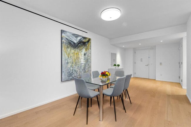 Foto del edificio - 685 1st Ave