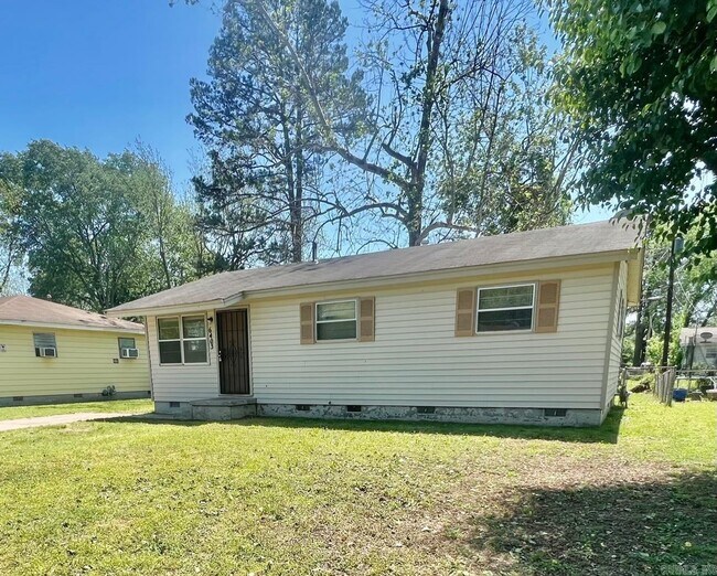 Building Photo - 6403 Dove Ln