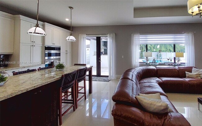 Foto del edificio - 14690 SW 17th St