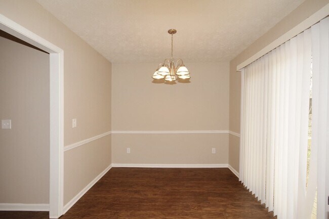 Building Photo - 4210 Burgundy Way