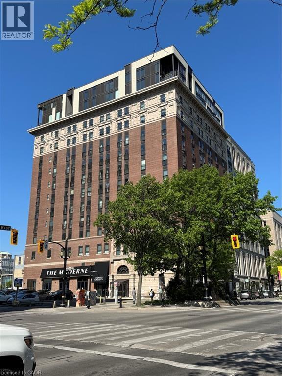 Building Photo - 615 King St E