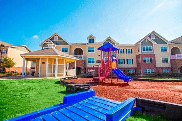 ¡Área de juegos para niños - River Valley