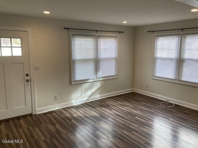 Building Photo - 4 Katherine Rd