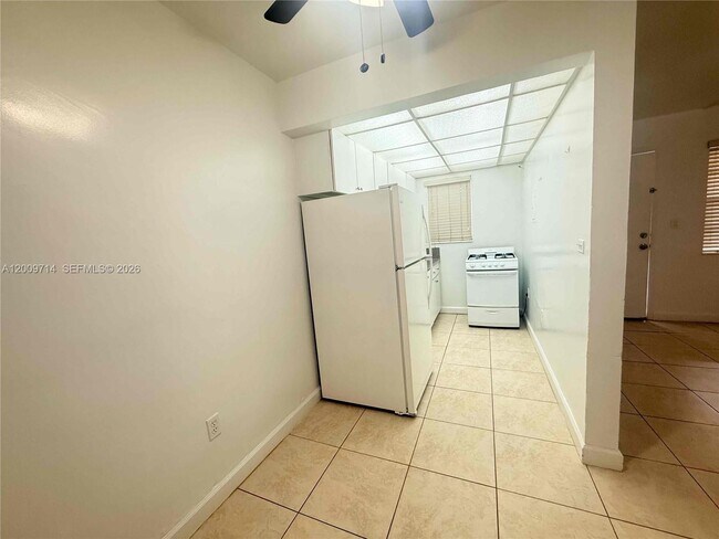 Foto del edificio - 457 NW 57th Ave