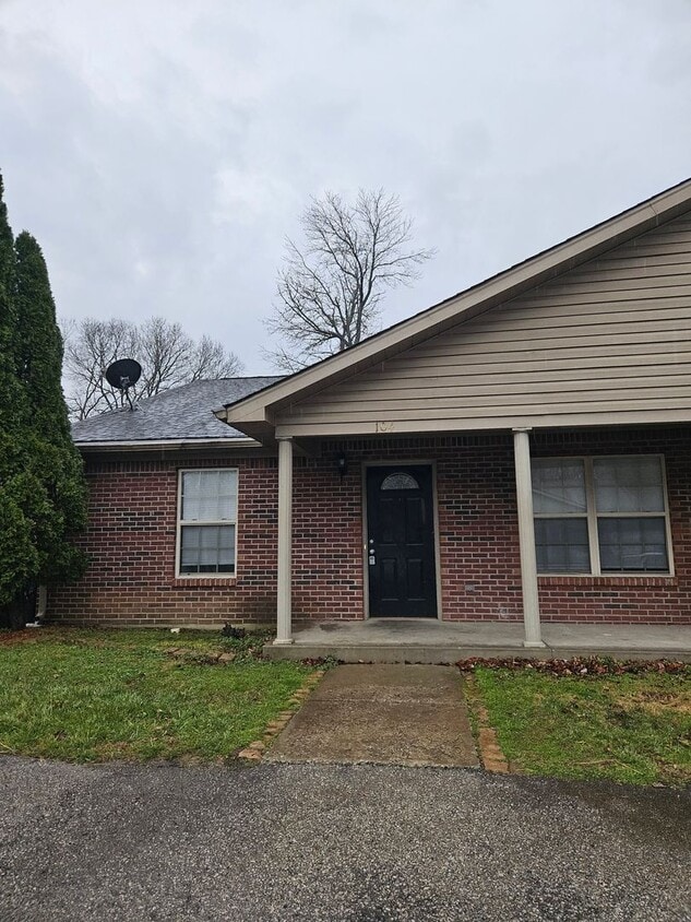 Photo - Bittersweet Rd., 104