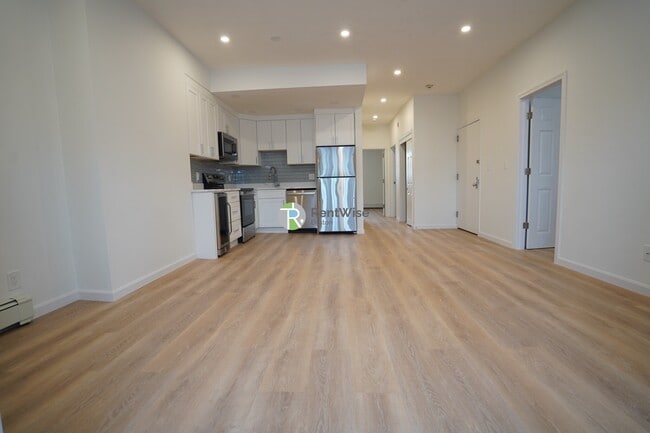 Building Photo - 521 Massachusetts Ave
