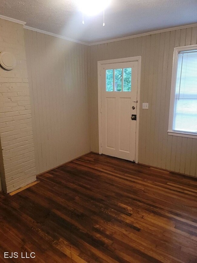 Building Photo - 2 br, 2 bath House - 231 Elder Street