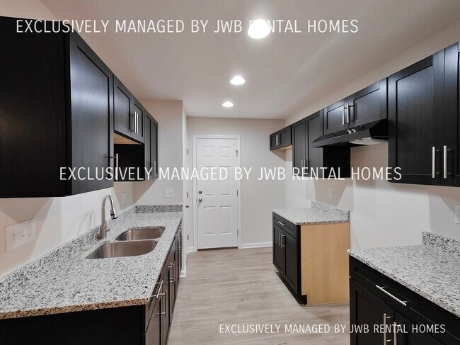 Foto del edificio - 8605 Osteen St