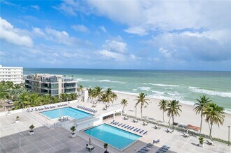Building Photo - 2301 S Ocean Dr