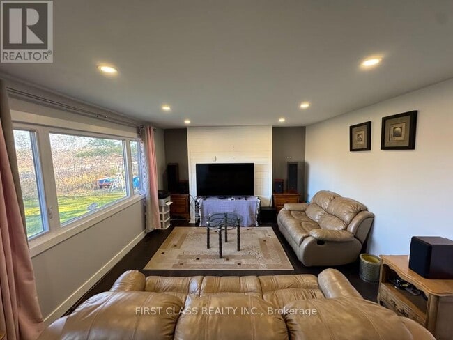 Building Photo - 2317 Old Norwood Rd