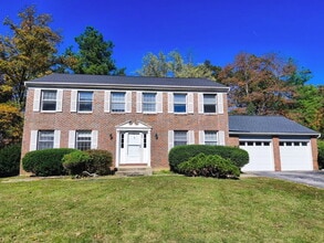 Building Photo - 109 Buckeye Ct