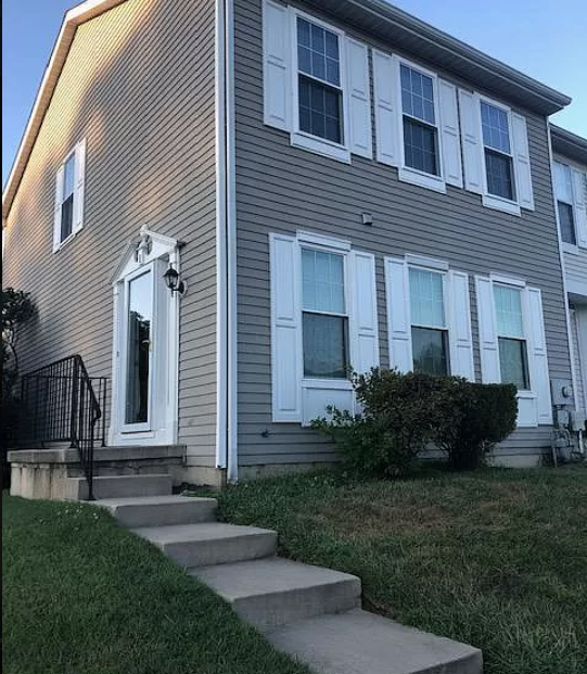 Foto principal - 1 E Galloway Ct