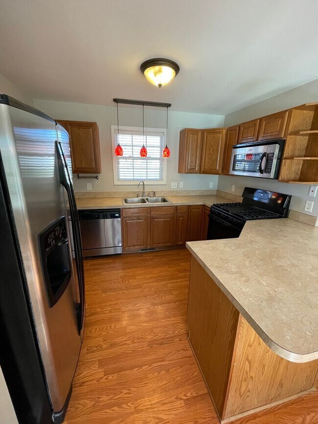 Building Photo - 122 Saddle Creek Cir