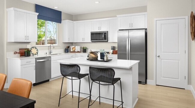 Building Photo - Gorgeous Brand New Home - Solar - 4 Bedroo...
