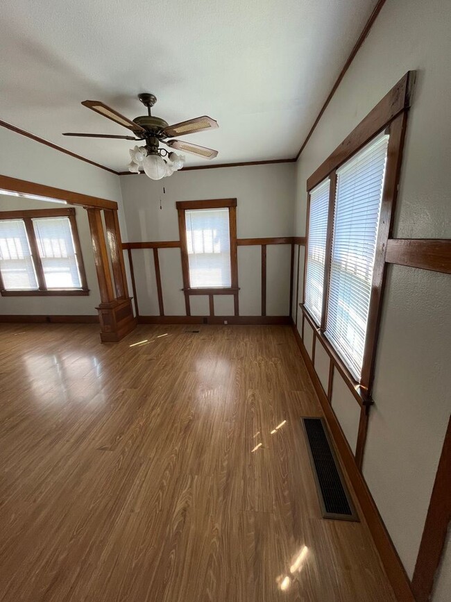 Building Photo - 2 br, 1 bath House - 318 S 17th Street