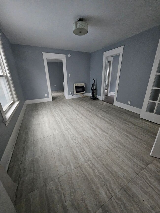 Foto del edificio - 1123 E 24th St