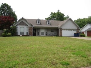 Building Photo - 35 G St