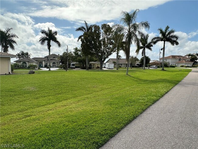 Foto del edificio - 3913 SE 20th Pl