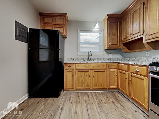 Foto del edificio - 2405 Longleaf Dr