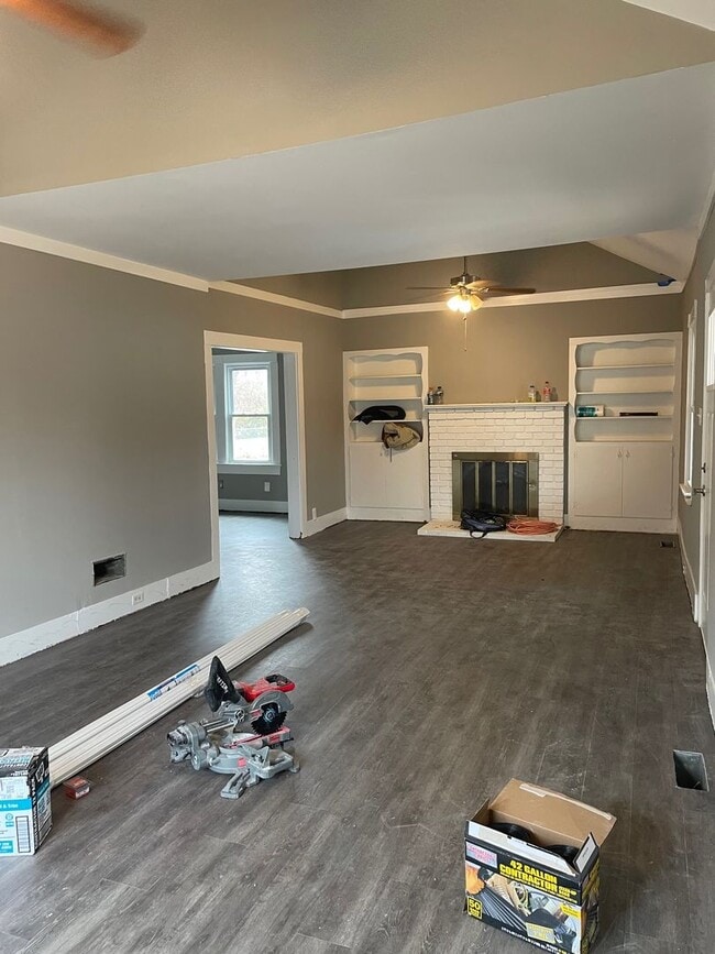 Foto del edificio - 312 Sumpter Ave