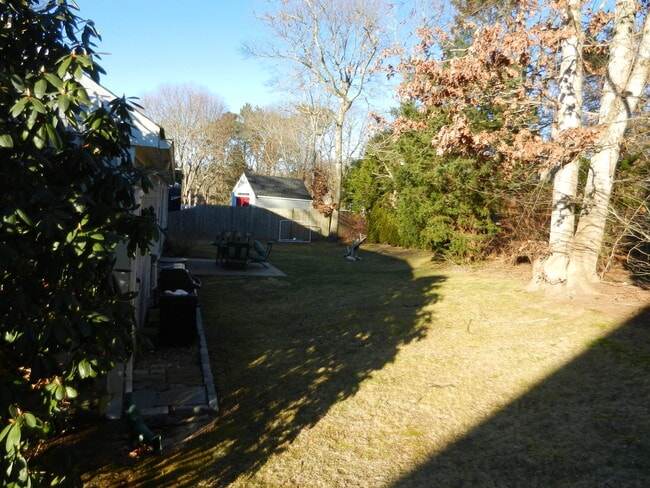 Building Photo - 16 Musket Ln