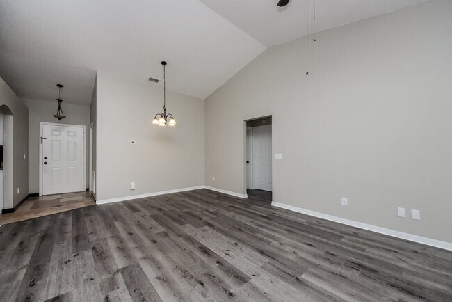 Building Photo - 17104 Cypresswood Way
