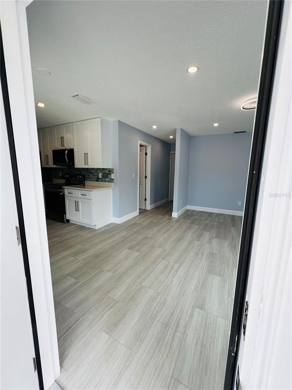 Building Photo - 160 175th Terrace Dr E