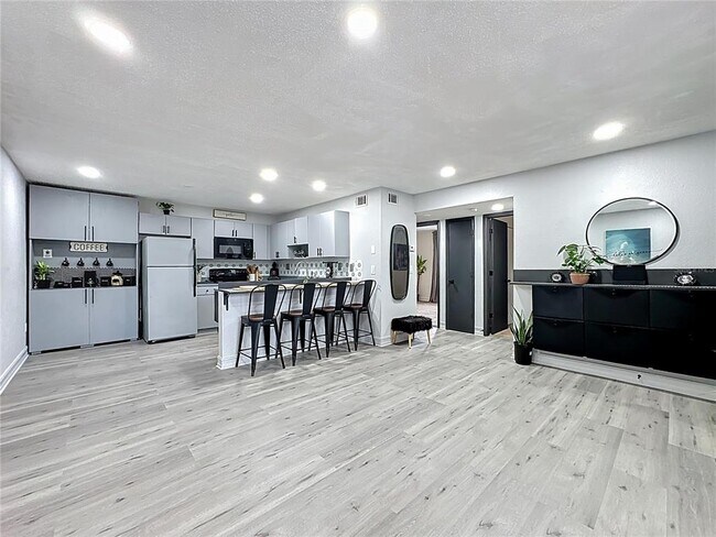 Foto del edificio - 21027 Voyager Blvd