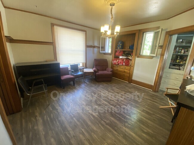 Foto del edificio - 1722 8th Ave