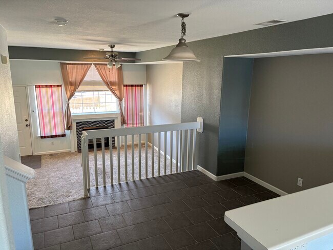 Foto del edificio - 8199 Welby Rd