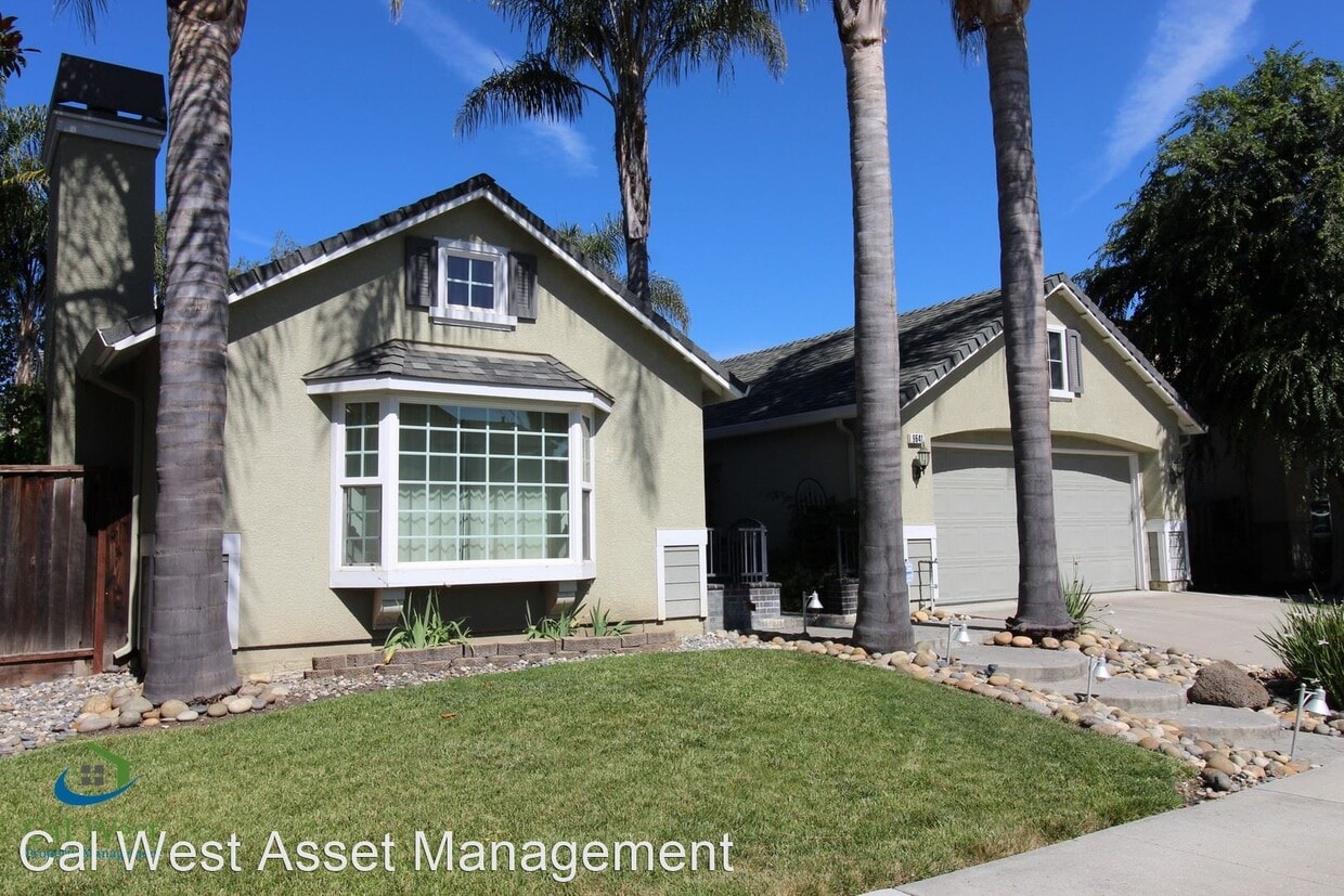 3 br, 2 bath House 9641 Eagle Hills Way House Rental in Gilroy, CA