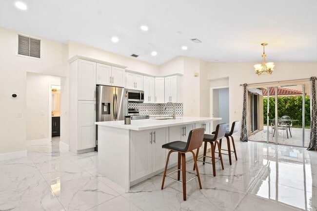 Photo - 4498 Dogwood Cir (Weston, FL) House