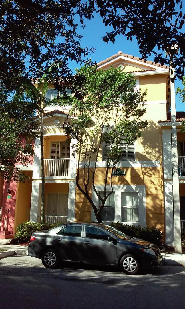 2025 Shoma Dr Unit 2025, West Palm Beach, FL 33414 Condo for Rent in